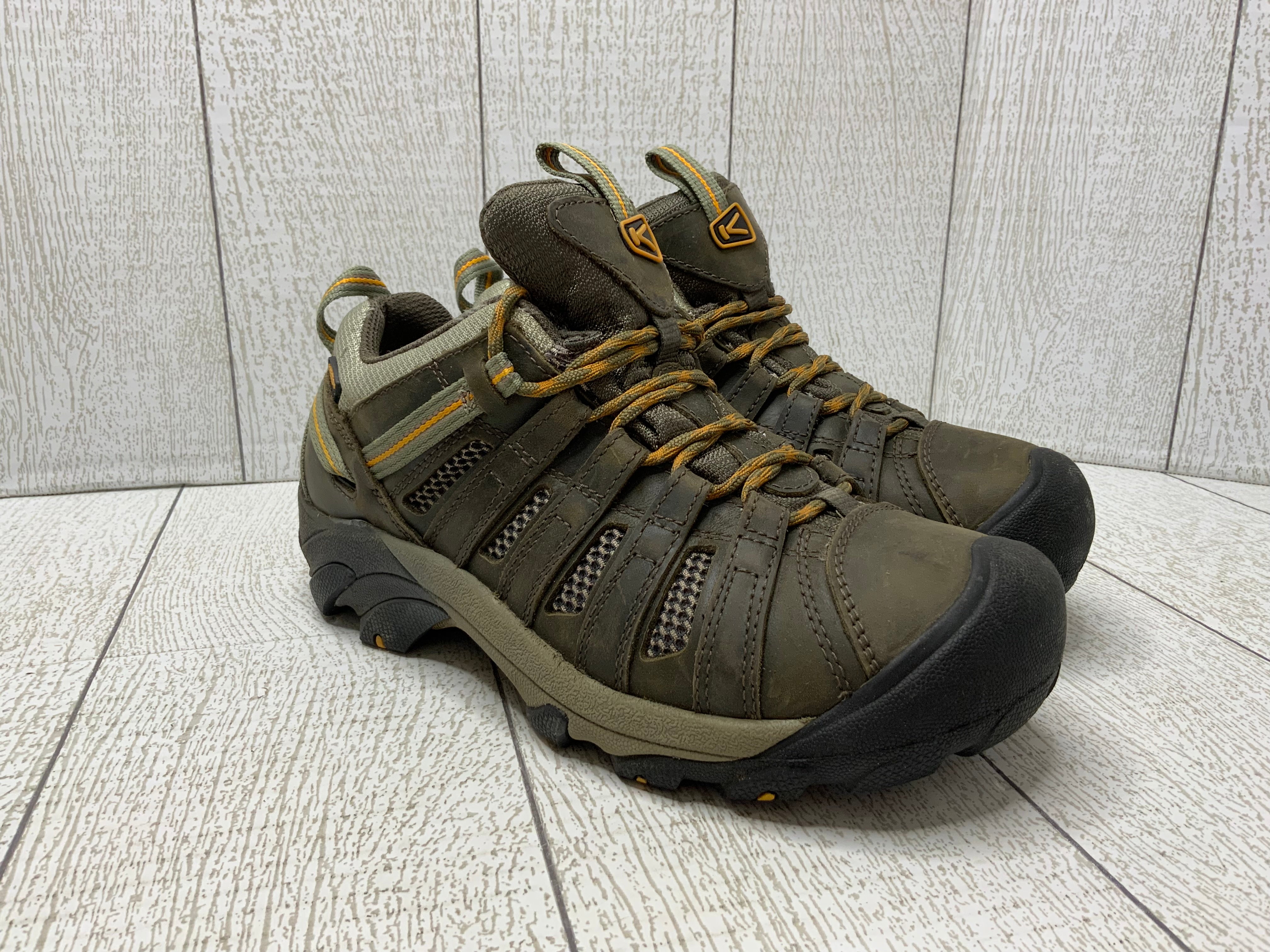 KEEN Men's Voyageur Low Height Breathable Hiking Shoes **Size 8** (7997592764654)